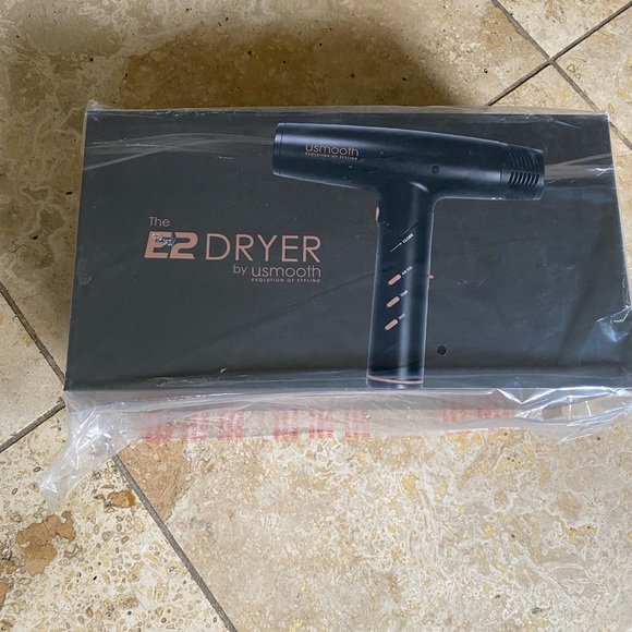 Luxury Professional Blowdryer
ONE LEFT ‼️ - Picture 10 of 15